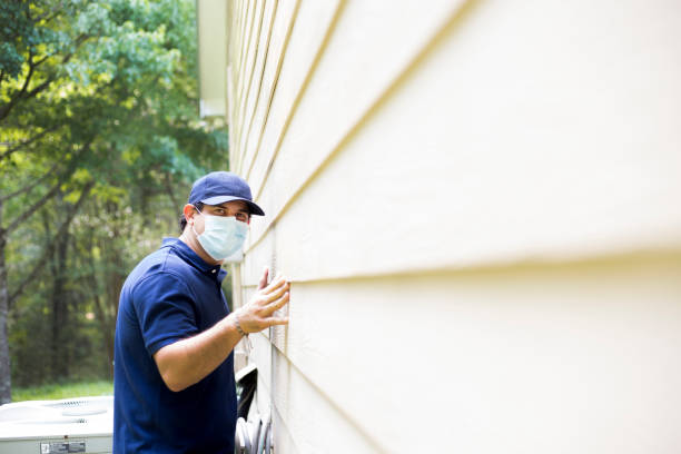 Best Storm Damage Siding Repair  in Golden Valley, MN